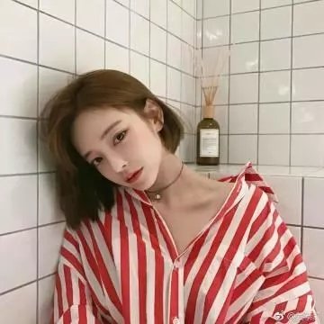 蜜丝炸弹